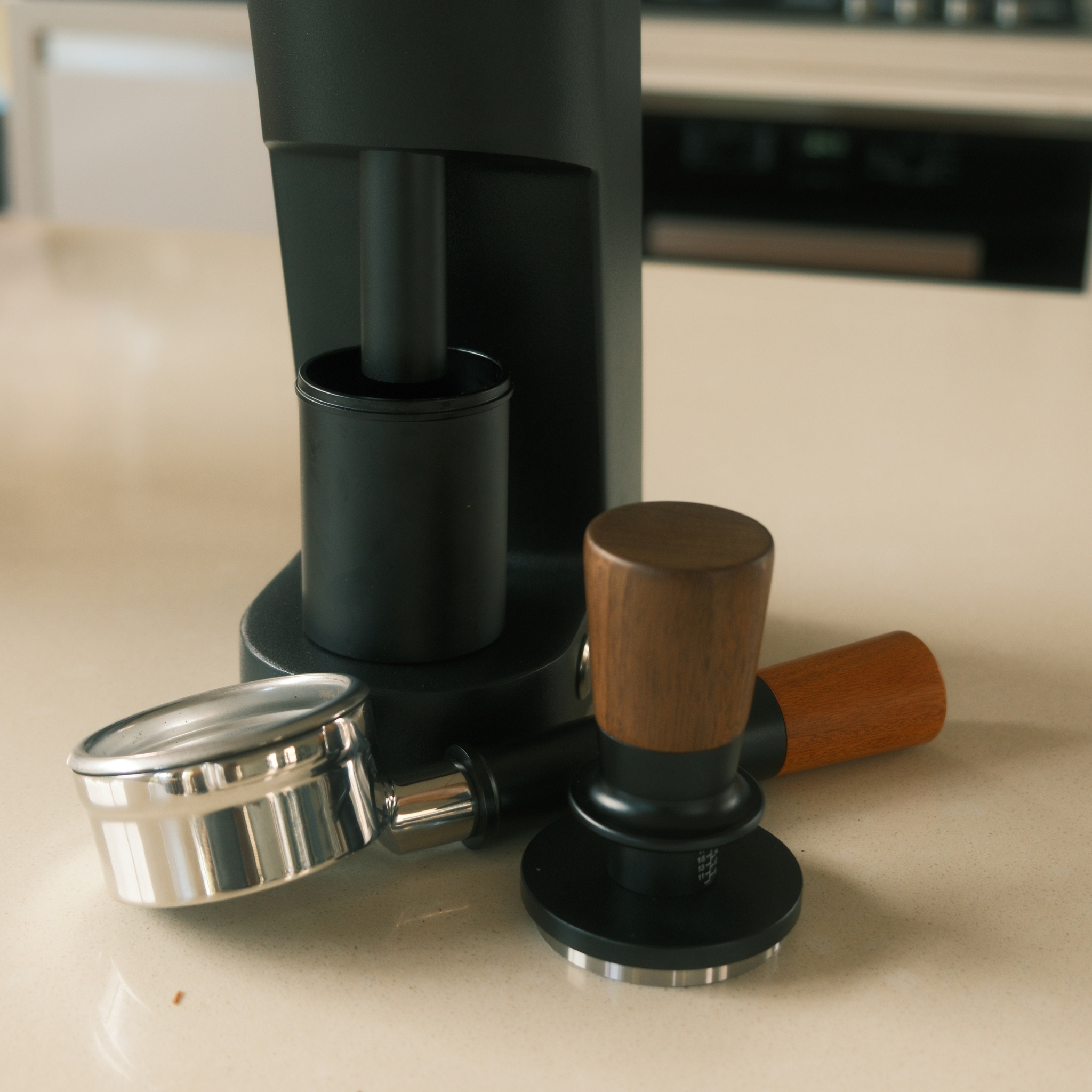 58mm Dual-Spring Self-Levelling Coffee Tamper — Black Walnut