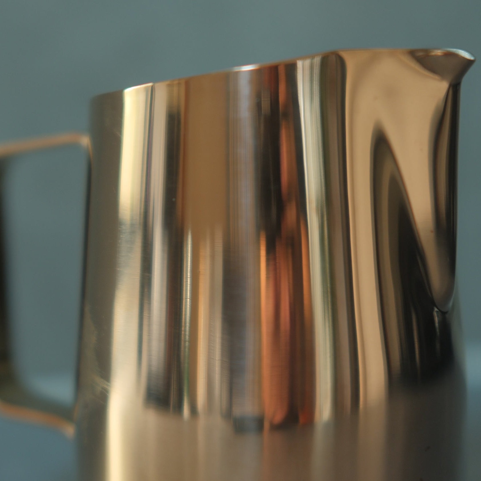 Espresso Milk Frothing Jug - 420ml - Rose Gold