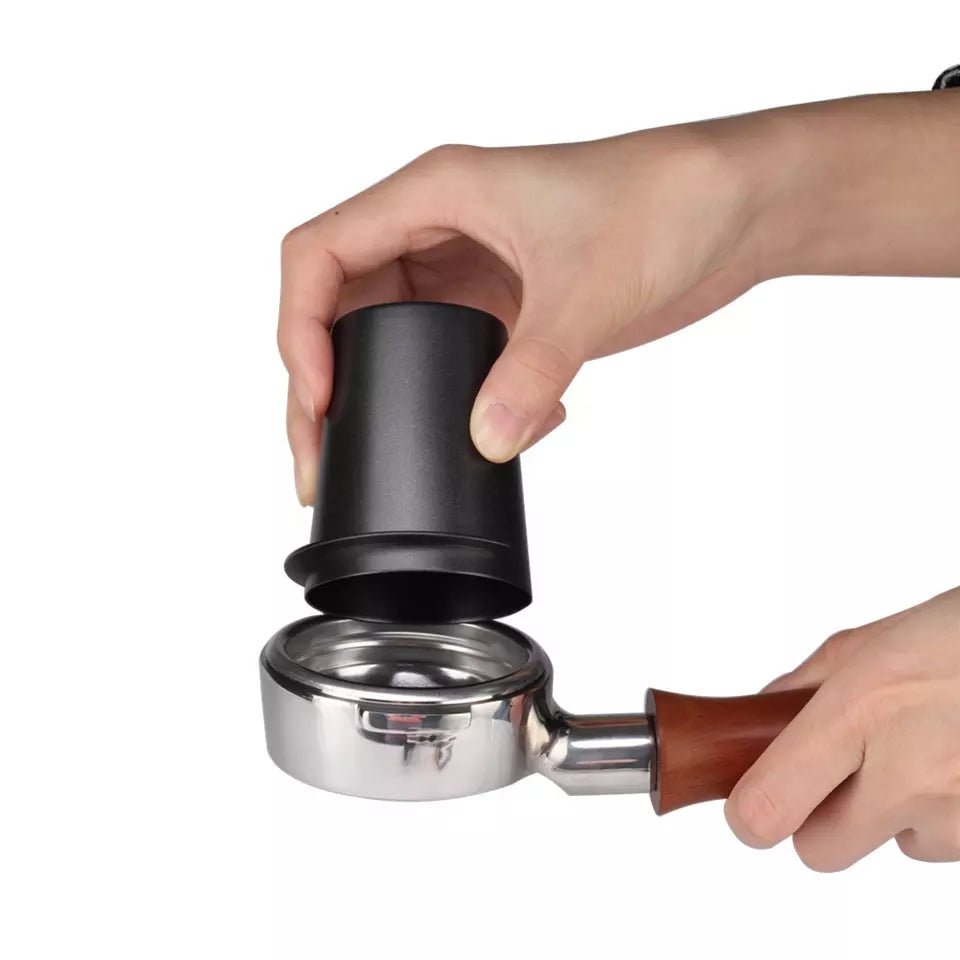 Dosing Cup - Black — detail view